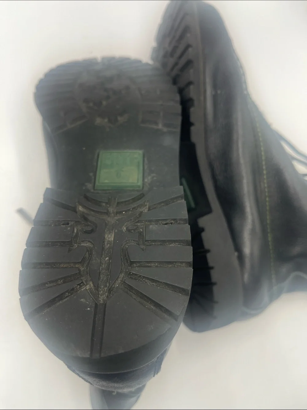 Frye Black Leather Kids Lace-Up Chukka  Boots